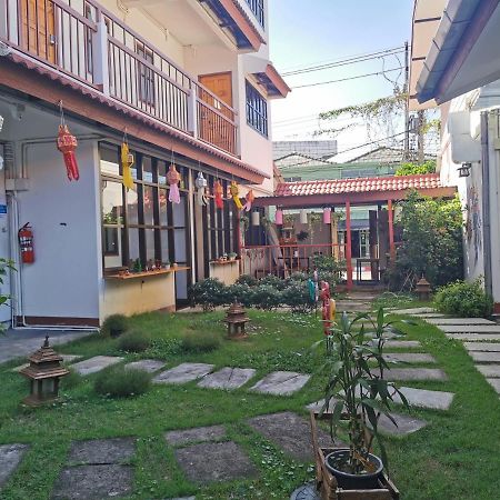 We Chiang Mai Guesthouse 2 Exterior foto
