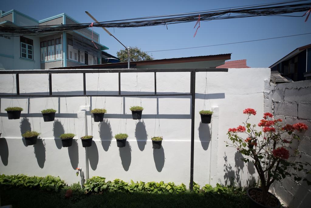 We Chiang Mai Guesthouse 2 Exterior foto