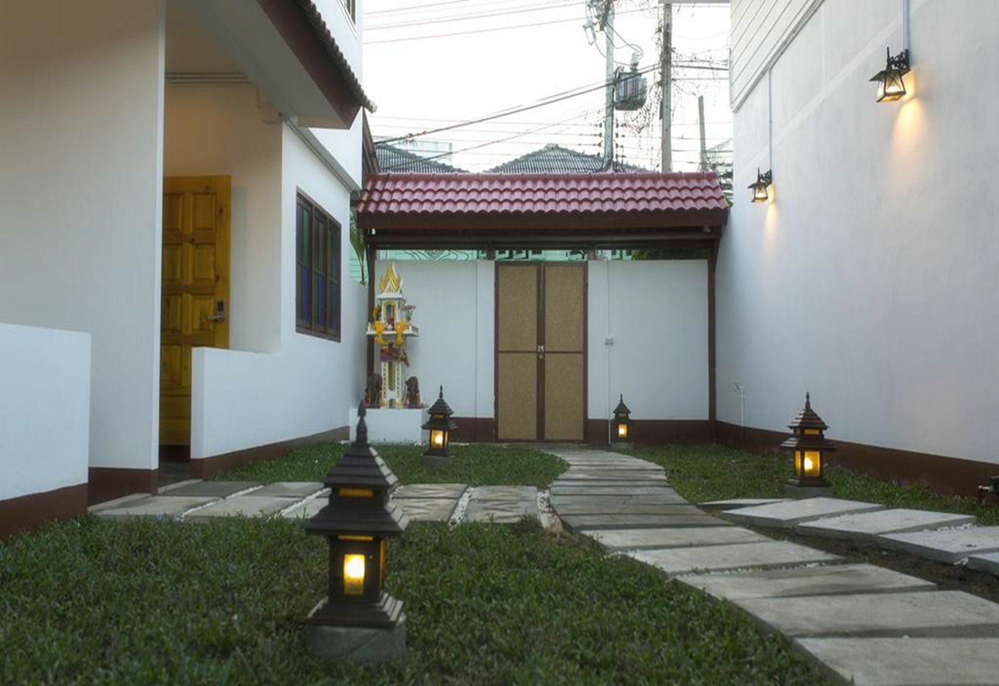 We Chiang Mai Guesthouse 2 Exterior foto